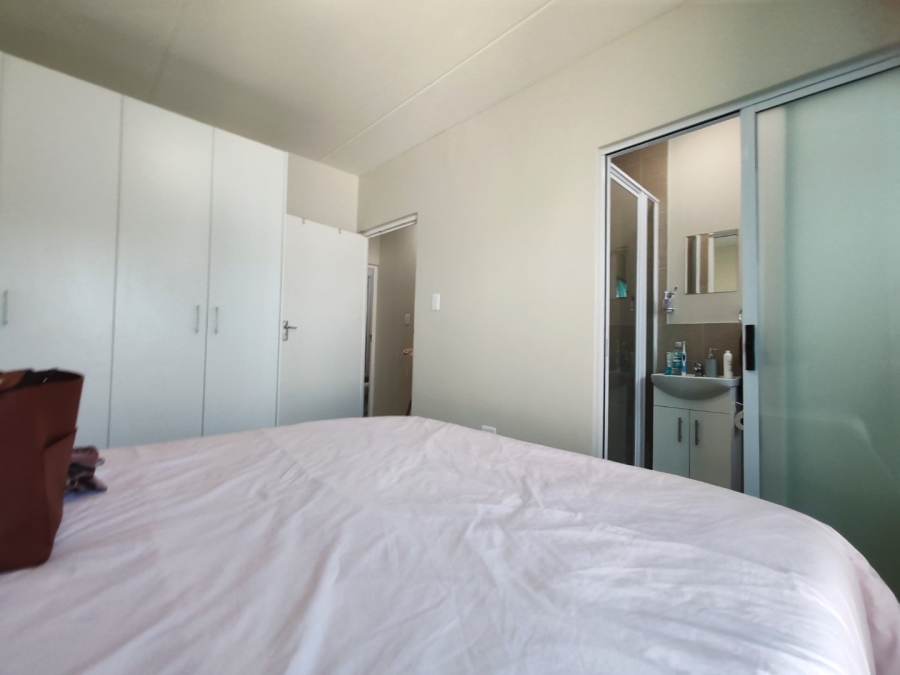 2 Bedroom Property for Sale in Fairview Eastern Cape